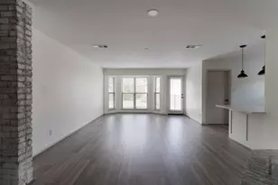 10110 Bob White Dr, Houston, TX 77096 - Photo 10