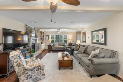 6727 Sutter Park Lane, Houston, TX 77066 - Photo 4