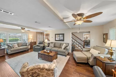 6727 Sutter Park Lane, Houston, TX 77066 - Photo 2