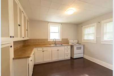 308 W Sidnor Street, Alvin, TX 77511 - Photo 6