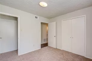 13510 N Peachfield Cir, Houston, TX 77014 - Photo 26
