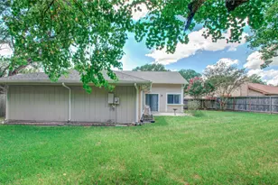 13510 N Peachfield Cir, Houston, TX 77014 - Photo 32