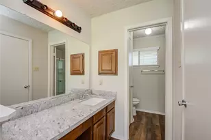 13510 N Peachfield Cir, Houston, TX 77014 - Photo 22