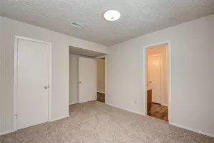 13510 N Peachfield Cir, Houston, TX 77014 - Photo 14