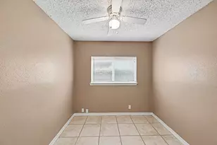 8406 Forest Ridge Dr, San Antonio, TX 78239 - Photo 20