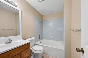 8406 Forest Ridge Dr, San Antonio, TX 78239 - Photo 18