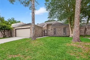 1023 Forest Home Dr, Houston, TX 77077 - Photo 2