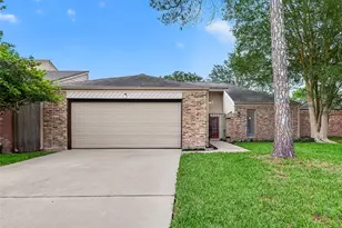 1023 Forest Home Dr, Houston, TX 77077 - Photo 2