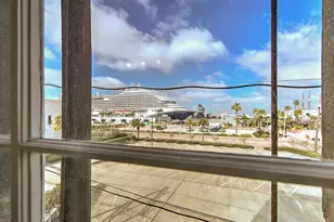 2206 Strand St, Galveston, TX 77550 - Photo 26