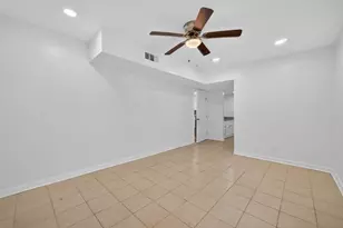 3300 Yorktown St, Houston, TX 77056 - Photo 16