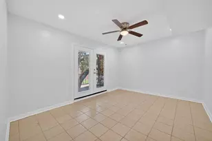 3300 Yorktown St, Houston, TX 77056 - Photo 14