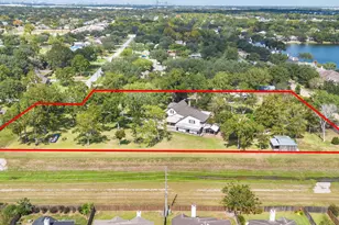 2357 Sterling Dr, Pearland, TX 77584 - Photo 2