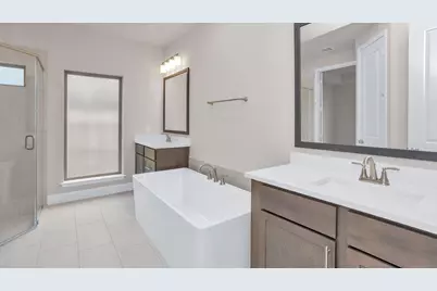 208 Silver Sage Court, Conroe, TX 77304 - Photo 16