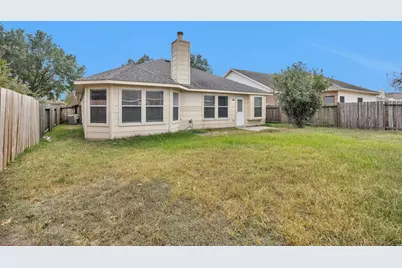 32102 Decker Oaks Drive, Pinehurst, TX 77362 - Photo 32