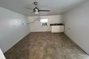 1272 Pecan St, Clute, TX 77531 - Photo 6
