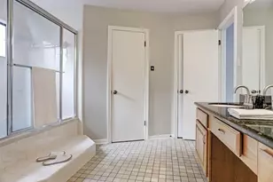 4137 Ruskin St, West University Place, TX 77005 - Photo 20