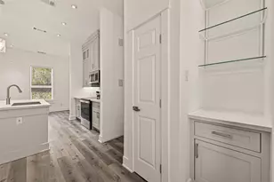 867 Lonnie Ln, Houston, TX 77091 - Photo 12