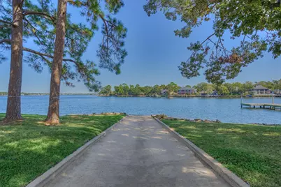 1428 Bowsprit Point, Willis, TX 77318 - Photo 40