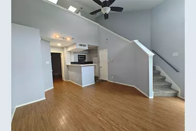 10855 Meadowglen Lane #928, Houston, TX 77042 - Photo 8