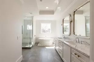 828 E 28th St, Houston, TX 77009 - Photo 32