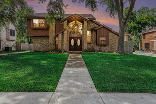602 Crestwood Dr, El Lago, TX 77586 - Photo 1