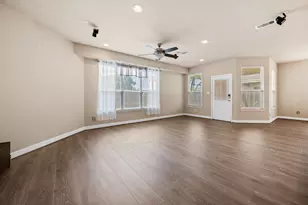 9203 Clayberry St, Houston, TX 77080 - Photo 8