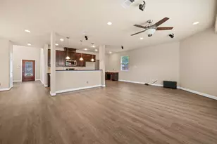 9203 Clayberry St, Houston, TX 77080 - Photo 10