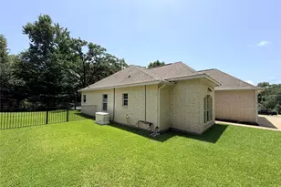 127 Boyd St, Buffalo, TX 75831 - Photo 26