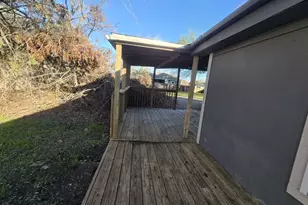 600 E Fayle St, Baytown, TX 77520 - Photo 14