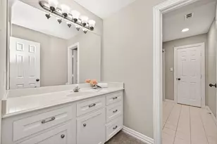 22 Stonegate Park Ct, Spring, TX 77379 - Photo 44