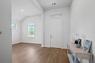 5811 Dublin Ln, Pearland, TX 77581 - Photo 4
