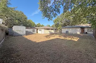 315 N Judson St, Navasota, TX 77868 - Photo 20