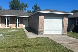 604 Verhalen Rd, Alvin, TX 77511 - Photo 1
