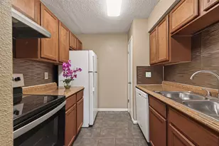 1500 Bay Area Blvd, Houston, TX 77058 - Photo 12