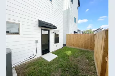 3716 Creekmont Gardens Lane, Houston, TX 77091 - Photo 40