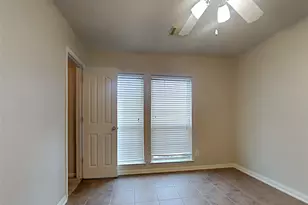 155 S Queenscliff Cir, The Woodlands, TX 77382 - Photo 12