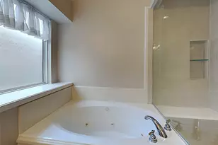 155 S Queenscliff Cir, The Woodlands, TX 77382 - Photo 14