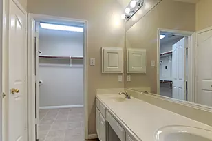 155 S Queenscliff Cir, The Woodlands, TX 77382 - Photo 16