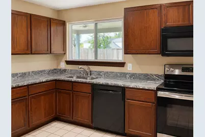 2528 Sawyer Drive, Seabrook, TX 77586 - Photo 8