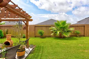 9705 Wall St, Texas City, TX 77591 - Photo 32