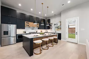 2307 St Emanuel St, Houston, TX 77004 - Photo 8