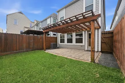 5326 Darling Street, Houston, TX 77007 - Photo 2