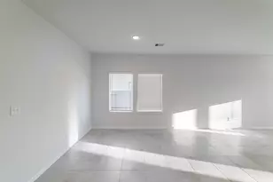 10633 Altitude Wy, Conroe, TX 77303 - Photo 2