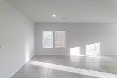 10633 Altitude Way, Conroe, TX 77303 - Photo 2