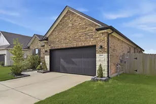 18802 Lynnwood Crest Ln, Manvel, TX 77578 - Photo 2
