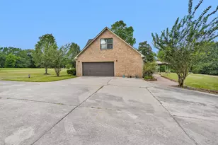 21 Ranch Rd One, Willis, TX 77378 - Photo 36