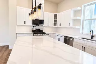 1940 Purswell Rd, Houston, TX 77055 - Photo 12