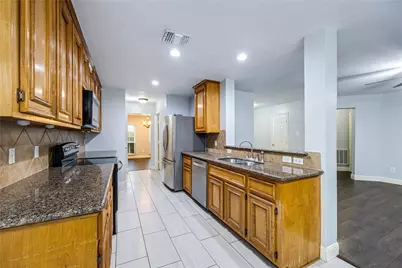 28507 Chateau Springs Court, Spring, TX 77386 - Photo 12