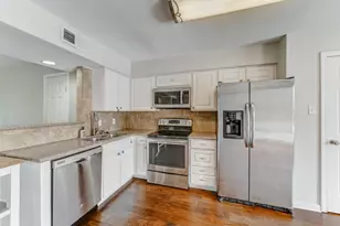 382 N Post Oak Ln, Houston, TX 77024 - Photo 12