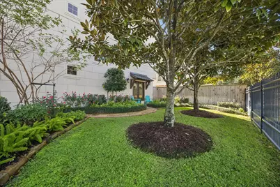 1545 Haddon Street, Houston, TX 77006 - Photo 1